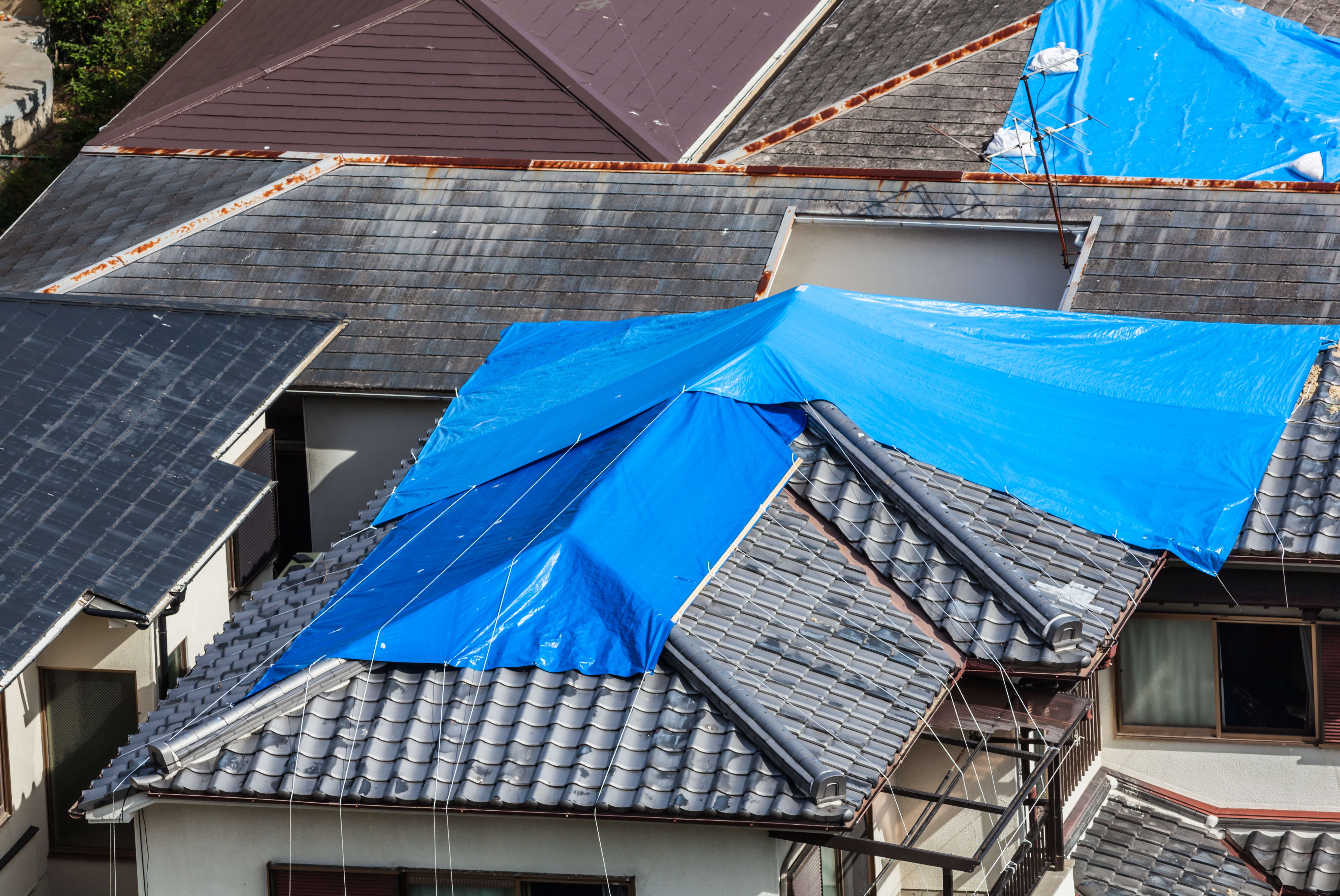 emergency roofing